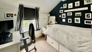 Photo 8- click for photo gallery